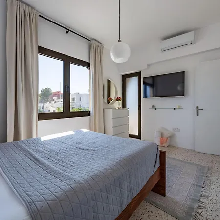 Trygoni Court - Elegant Downtown 3-bdr * Limassol